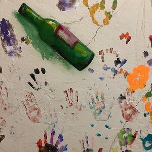 Çocukların Duvar Üzerindeki Çalışması