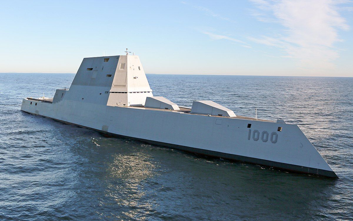 1200px-Future_USS_Zumwalt's_first_underway_at_sea.jpg