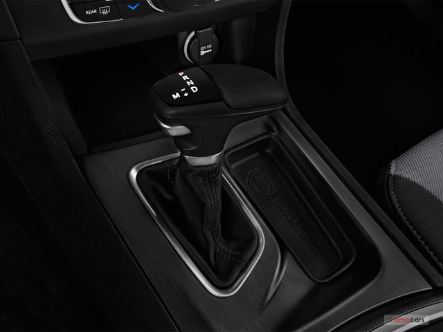 2018_dodge_charger_gearshift.jpg