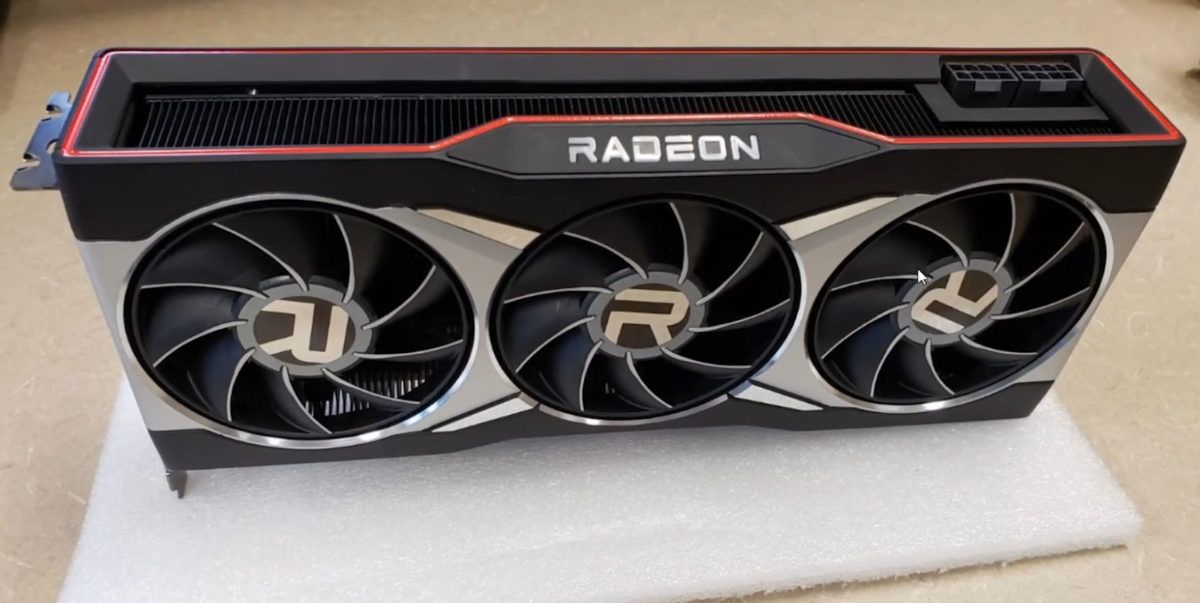 AMD_Radeon_RX_6900XT_tasarim.jpg