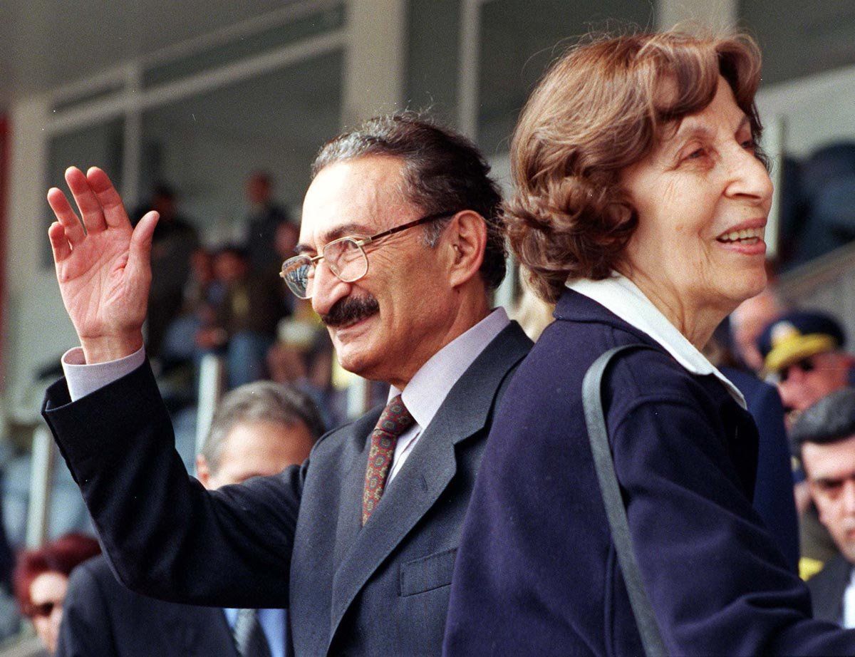 bulent-ecevit-aa-2.jpg