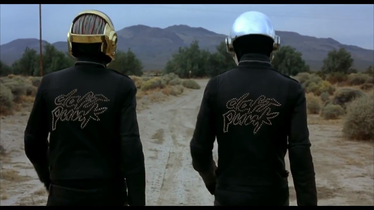 Daft Punk — Electroma (HD)_Moment2.jpg