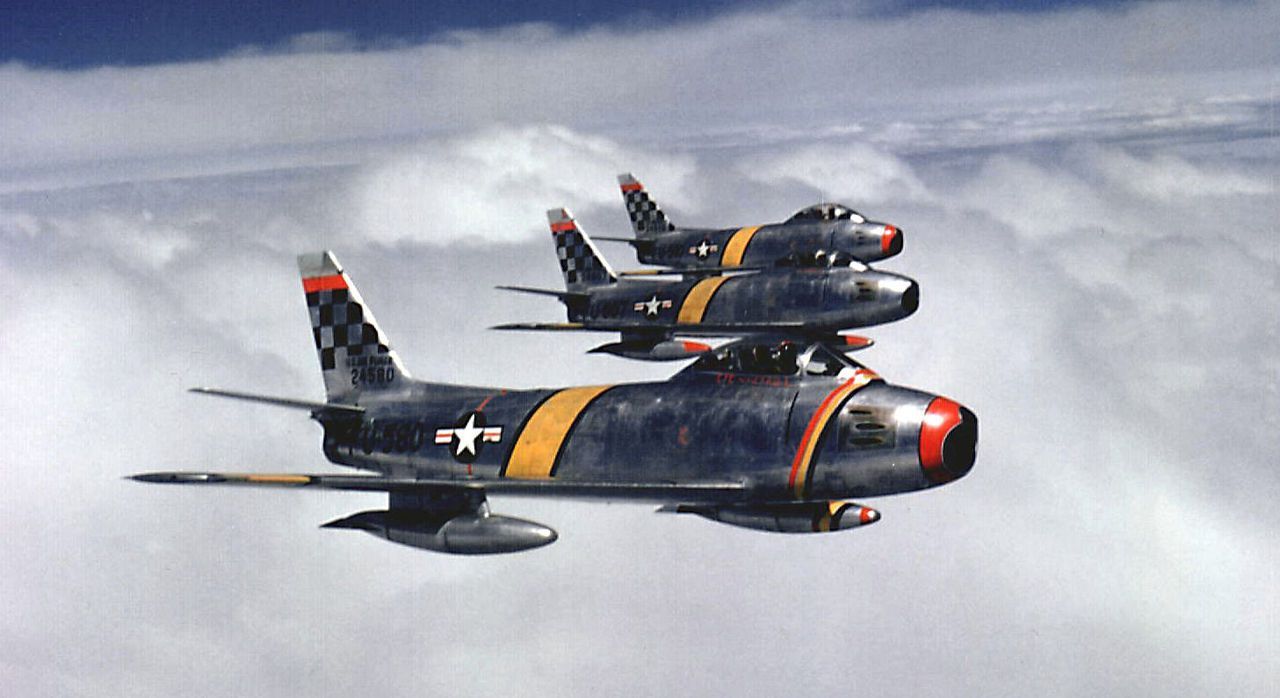 f-86-sabre-large-56a61c595f9b58b7d0dff7c0.jpg