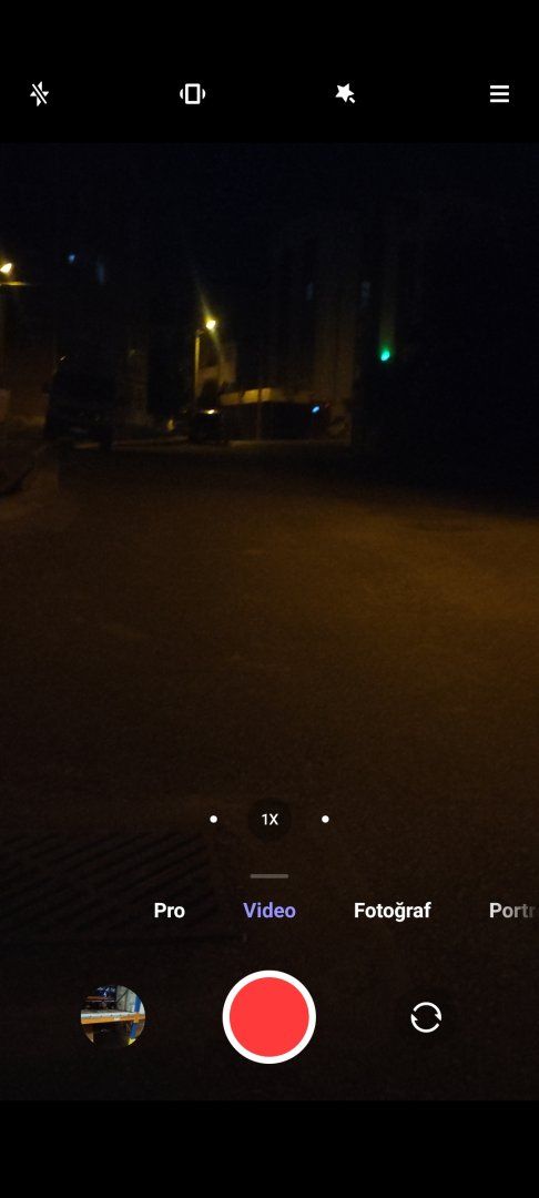 Screenshot_2021-10-25-00-52-51-733_com.android.camera.jpg