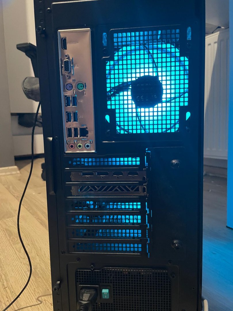 WhatsApp Image 2024-12-21 at 23.51.50.jpeg