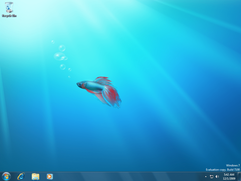 Windows7-6.1.7100rc-Desktop.png