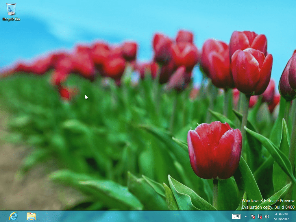 Windows8-6.2.8400-Desktop.png