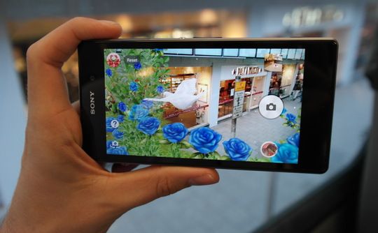 xperia-z1-camera-feature-sony-camera-augmented-reality-flowers-540x334.JPG