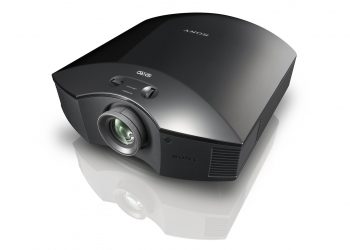 İlk 3D ev projektörü Sony’den