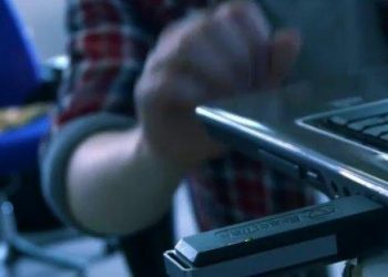 Kendi Kendini İmha Eden USB Bellek!