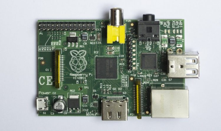 Türünün tek örneği mini bilgisayar Raspberry Pi Model B