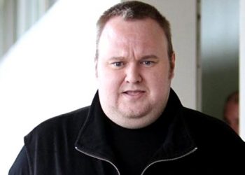 Şimdilerde Yeni Zellanda'da yaşayan Bay Dotcom, amaçlarından vazgeçmiyor.