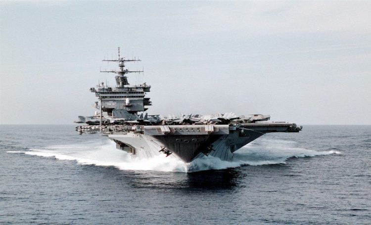 Dünyanın ilk nükleer güçlü uçak gemisi USS Enterprise, 51 yıldan sonra emekliye ayrılıyor.