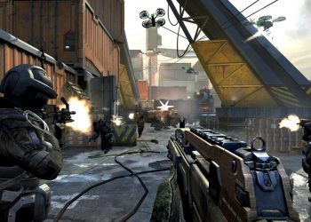 Black Ops 2, yapımcılarının yüzünü güldürmeye devam ediyor.