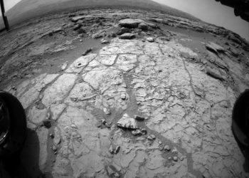 Curiosity, ana bilgisayarda yaşadığı problem yüzünden, yedek bilgisayar üzerinden çalışıyor.