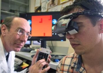 Görme bozukluğu olan hastalar Tetris oynayarak iyileşebilecek.