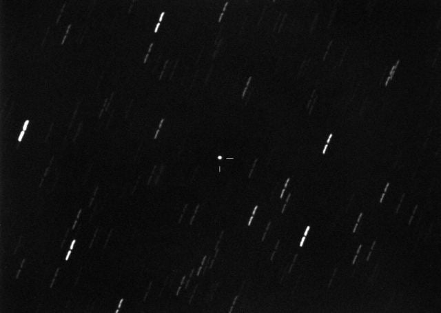 1998 QE2'nin teleskoplarla yakalanmış görüntüsü.