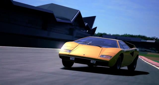 Gran Turismo 6 sonunda resmiyet kazandı.