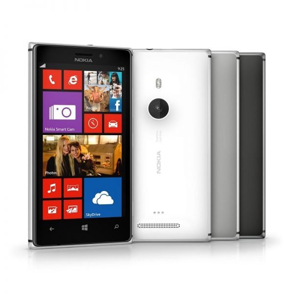 Nokia Lumia 925 ile birlikte Windows Phone 8 işletim sistemi de güncellenecek.