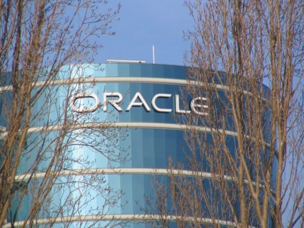 Oracle, Birleşik Krallık üzerindeki etkisini artırmak için yeni bir veri merkezi açacak.