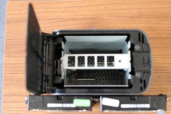 Western_Digital_Live_Duo_010