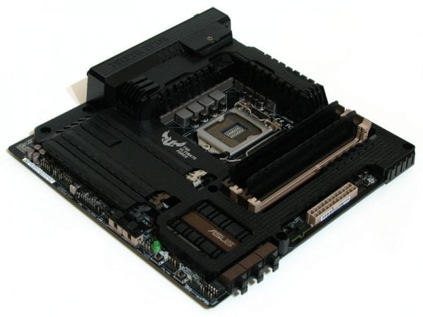 Asus GRYPHON Z87 (27)