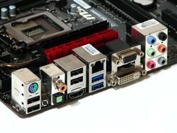 MSI Z77A-GD 65 Gaming (13)