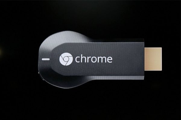 Google, müşterilerinin evine iyice yerleşmek için Chromecast'i tanıttı.