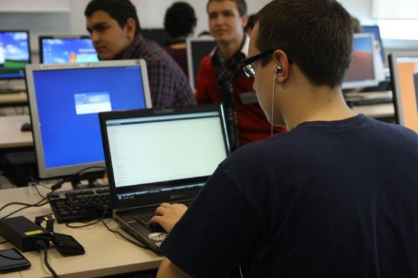 Özyeğin Üniversitesi RoboKamp 2013