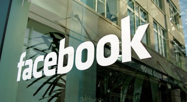 Facebook ünlüleri kendi tarafına çekmek için yeni bir mobil uygulama peşinde.