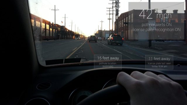 Birleşik Krallık sınırları içerisinde sürüş yaparken Google Glass kullanılamayabilir.