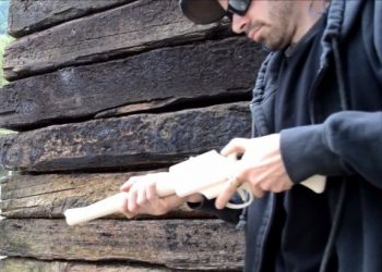 3D yazıcıdan çıkartılmış silahlar artıyor.