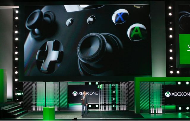 Microsoft, Xbox One'ın donanımsal özellikleri üzerinde oynama yapacağını açıkladı.