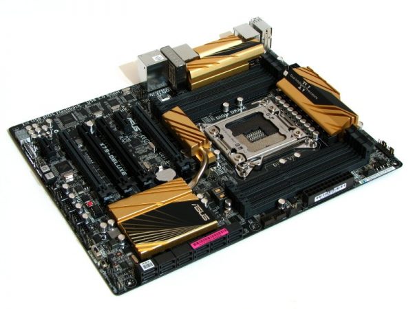 Asus X79 Deluxe (2)