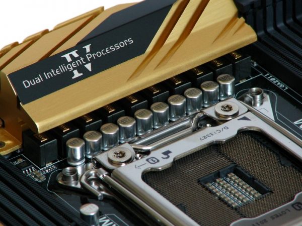 Asus X79 Deluxe (23)