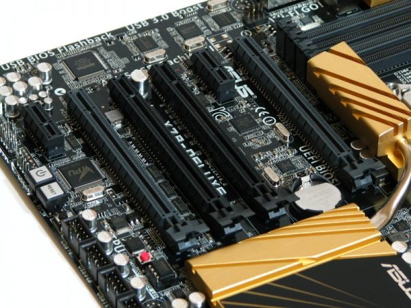 Asus X79 Deluxe (4)