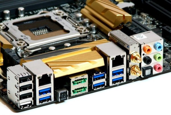 Asus X79 Deluxe (9)