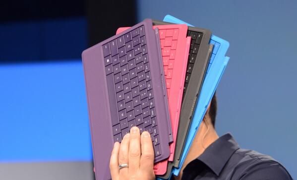 Microsoft yeni Surface Tabletlerini tanıttı.