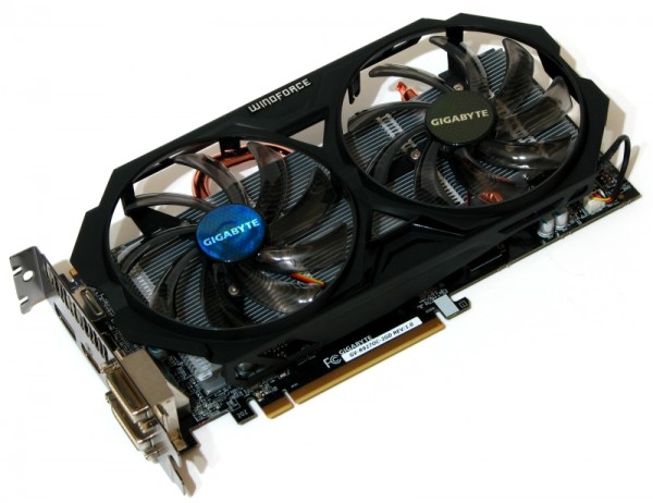 AMD Radeon R9 270 (27)