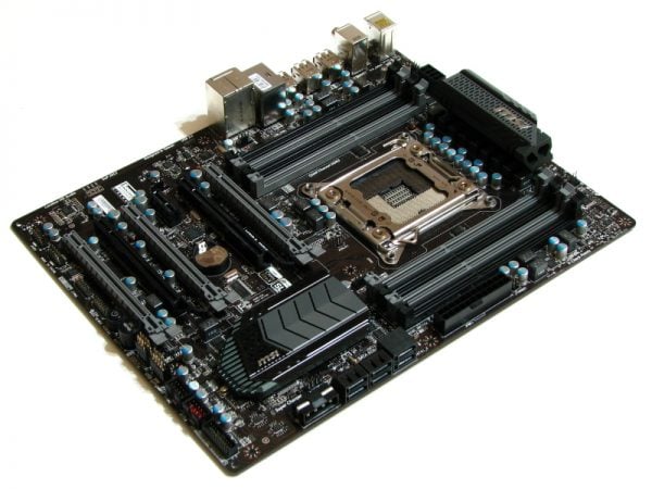 MSI X79A-GD45 Plus (1)