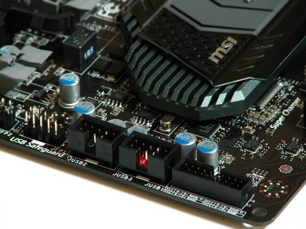 MSI X79A-GD45 Plus (11)