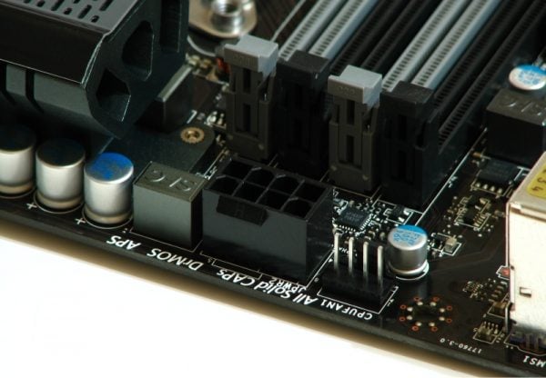 MSI X79A-GD45 Plus (6)