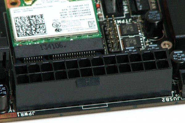 MSI Z87I Gaming AC (9)