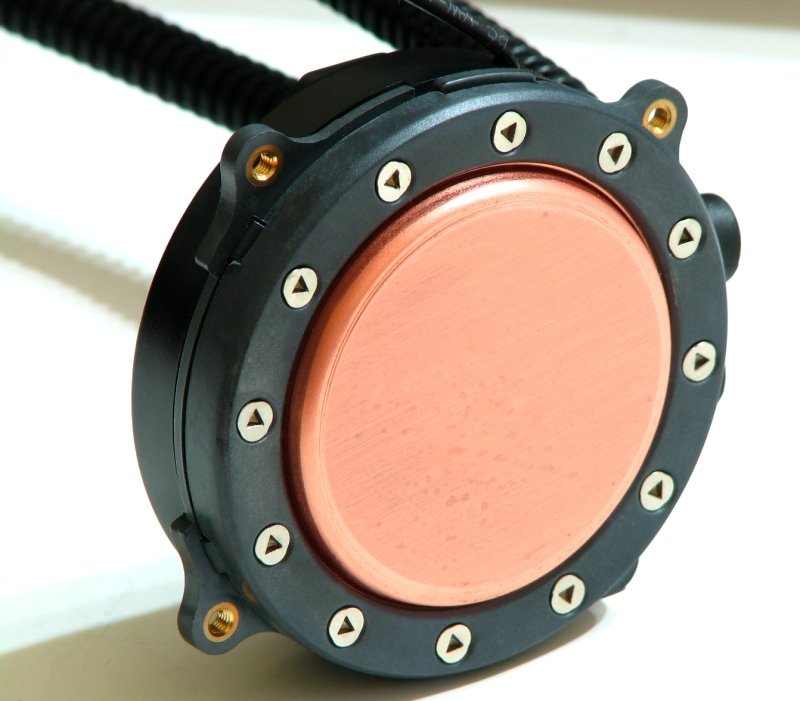 Cooler Master Seidon 240M (10)