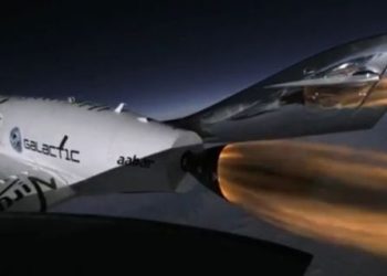 SpaceShip Two’nun Uçuş Testi Başarılı Geçti!