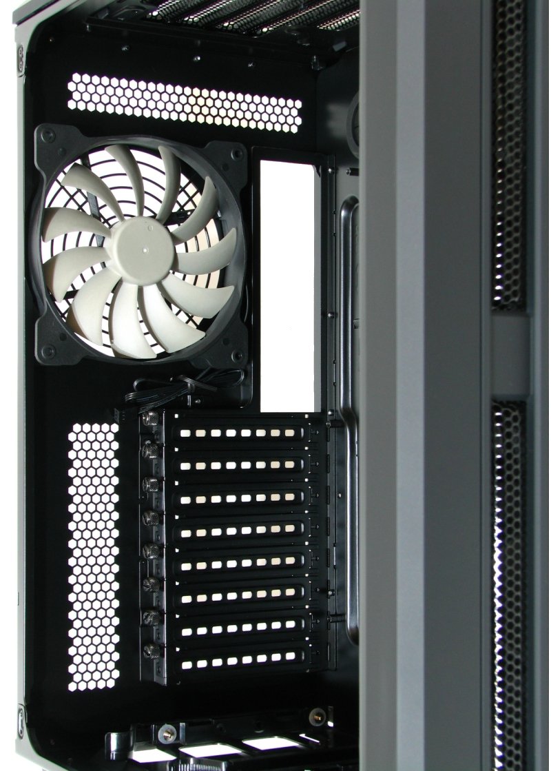 Corsair Carbide Air 540 (15)