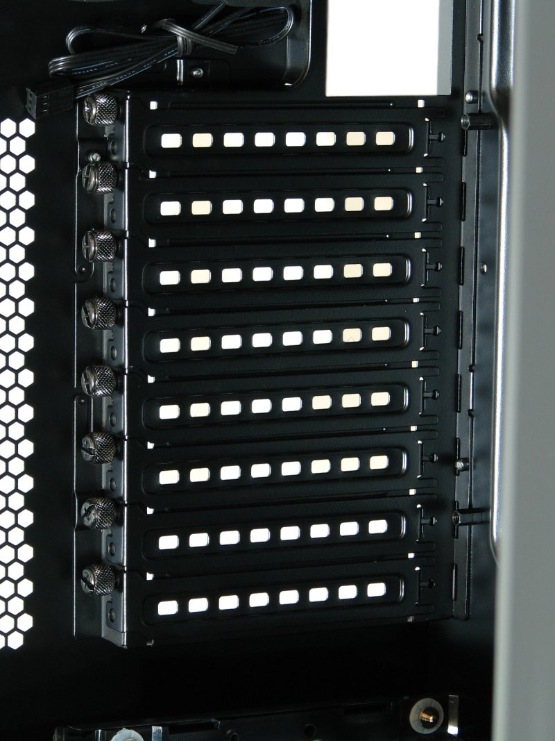 Corsair Carbide Air 540 (16)