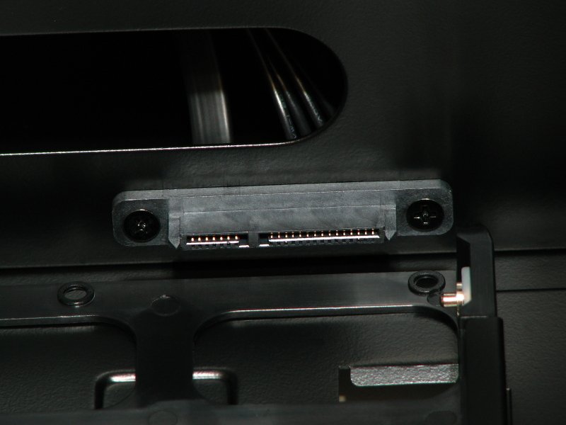 Corsair Carbide Air 540 (18)