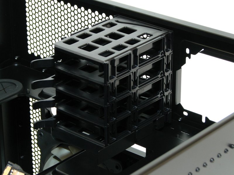 Corsair Carbide Air 540 (23)