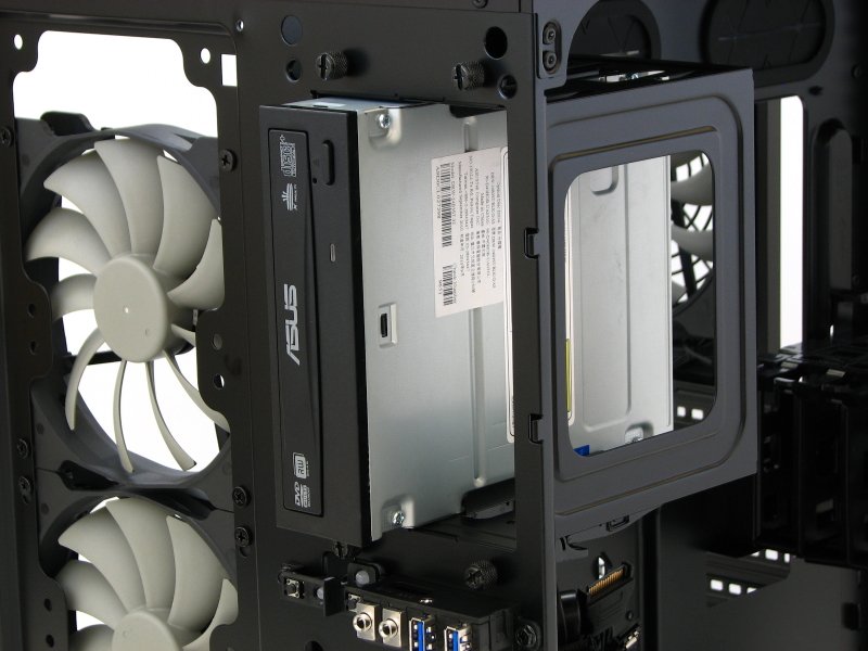 Corsair Carbide Air 540 (31)